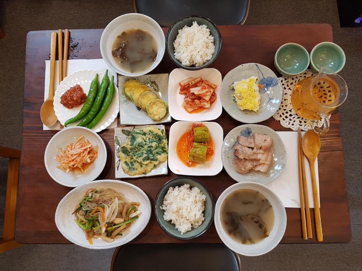 Hotel Siwoowadang à Gyeongju Extérieur photo